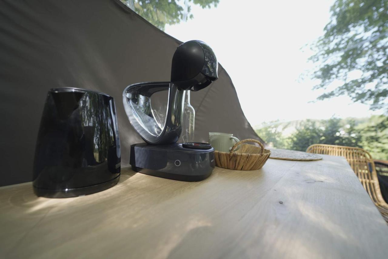 Bulles Odette & Ginette Et Tiny House Suzette "Au Guet Marais" Etape Insolite Paliseul エクステリア 写真