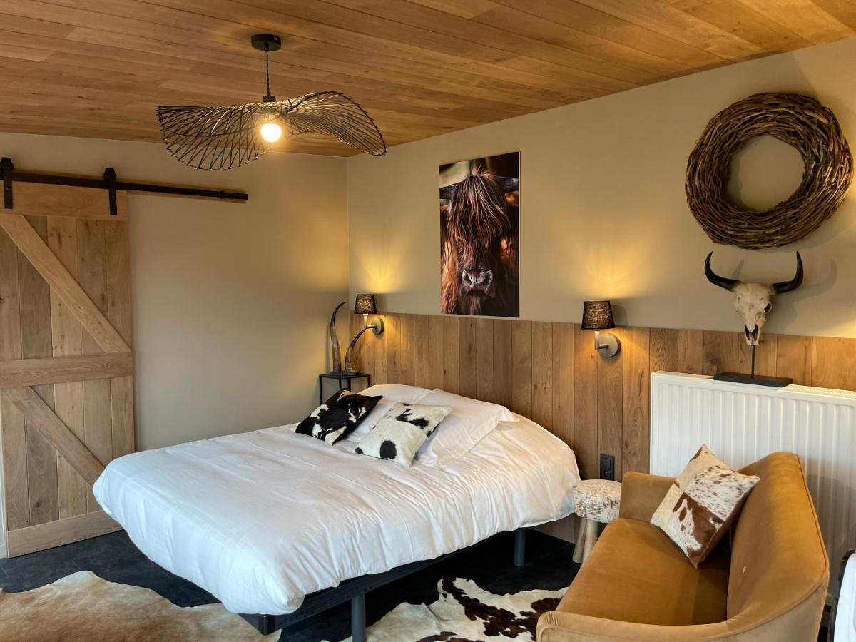Bulles Odette & Ginette Et Tiny House Suzette "Au Guet Marais" Etape Insolite Paliseul エクステリア 写真